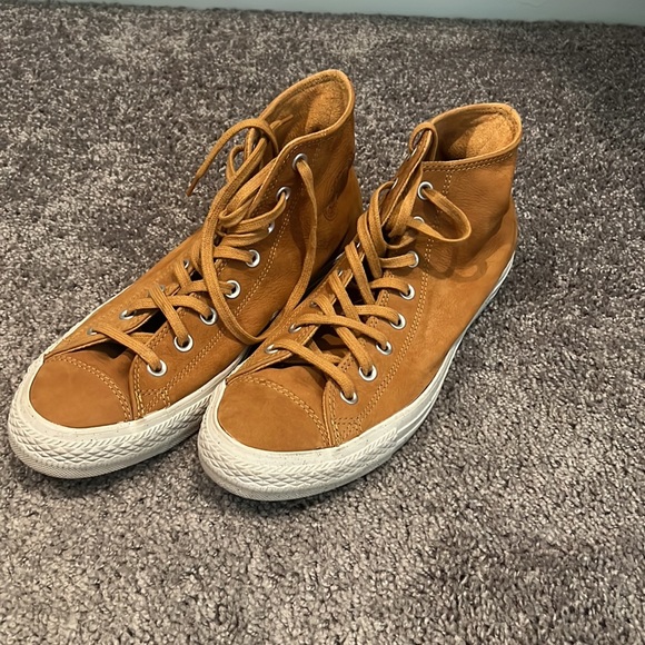 converse - Picture 2 of 5